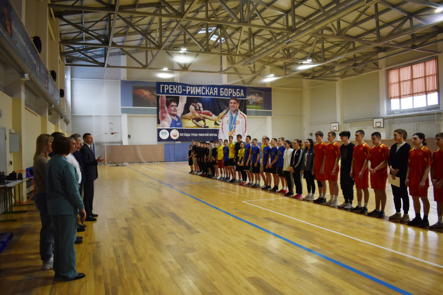 Турнир "Игры доброй воли" в Богучаре спортсмены решили посвятить Дню 8 Марта!